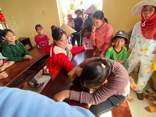 z7228903703258_23fa6f45f1b253fcb52984112ca879df